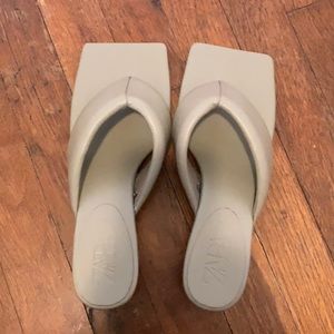 Square toe minimalist Zara sandals
